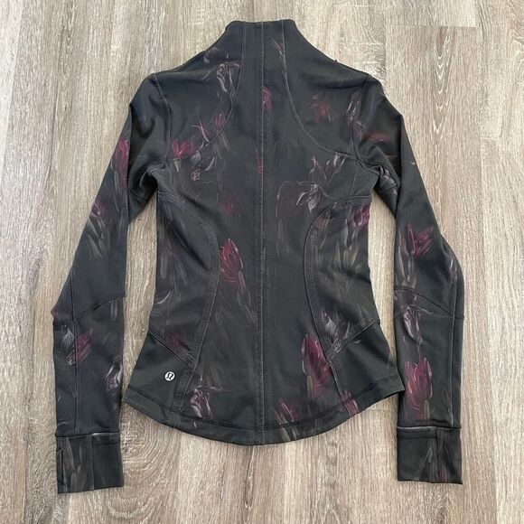 Lululemon Forme Jacket *Cuffins in Midnight Iris Multi - Picture 13 of 14